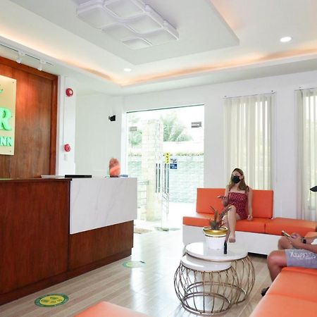 D And R Travellers Inn Naga  Dış mekan fotoğraf